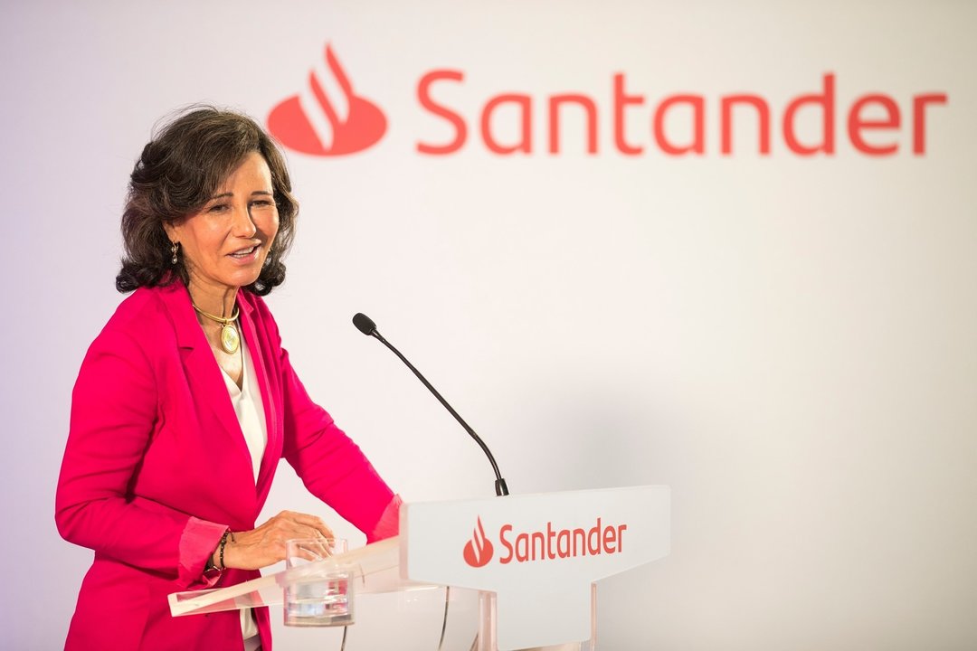 Archivo - La presidenta del Banco Santander, Ana Botín