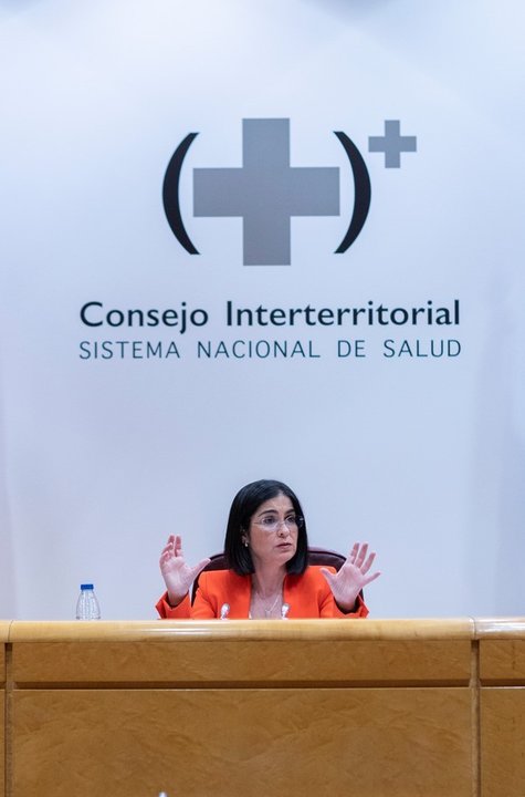 Archivo - La ministra de Sanidad, Carolina Darias