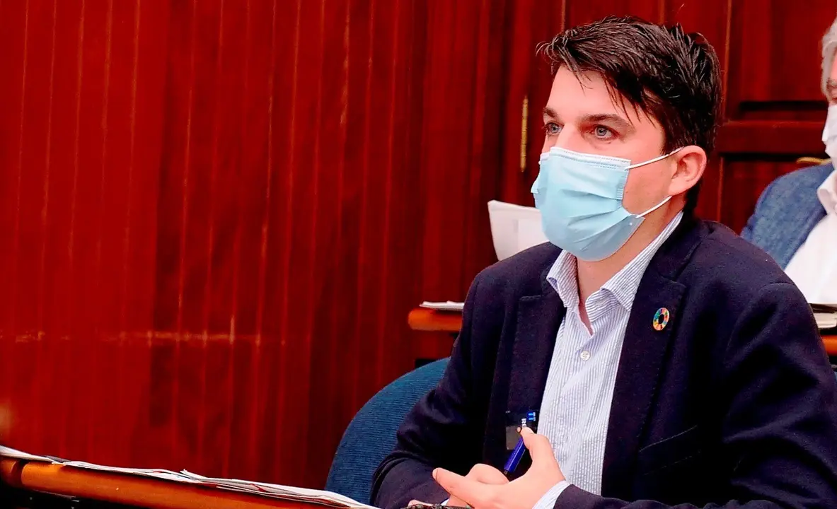 Archivo - El PSOE ve una "farsa" que el PP "haya dejado caducar" el expediente de resoluci&oacute;n del contrato de basuras