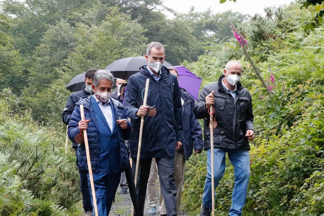 Revilla y el Rey Felipe VI en la apertura del A&ntilde;o Jacobeo 2021-2022