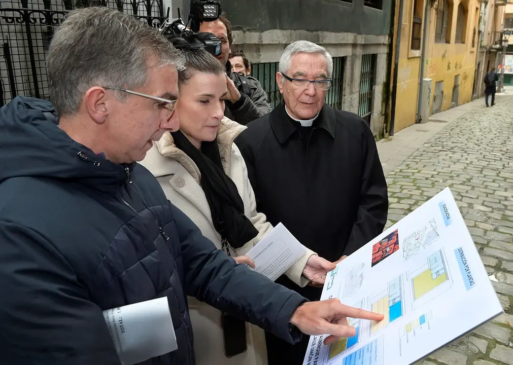Archivo - Once estudios optan a la redacci&oacute;n del proyecto del nuevo albergue de peregrinos del Cabildo