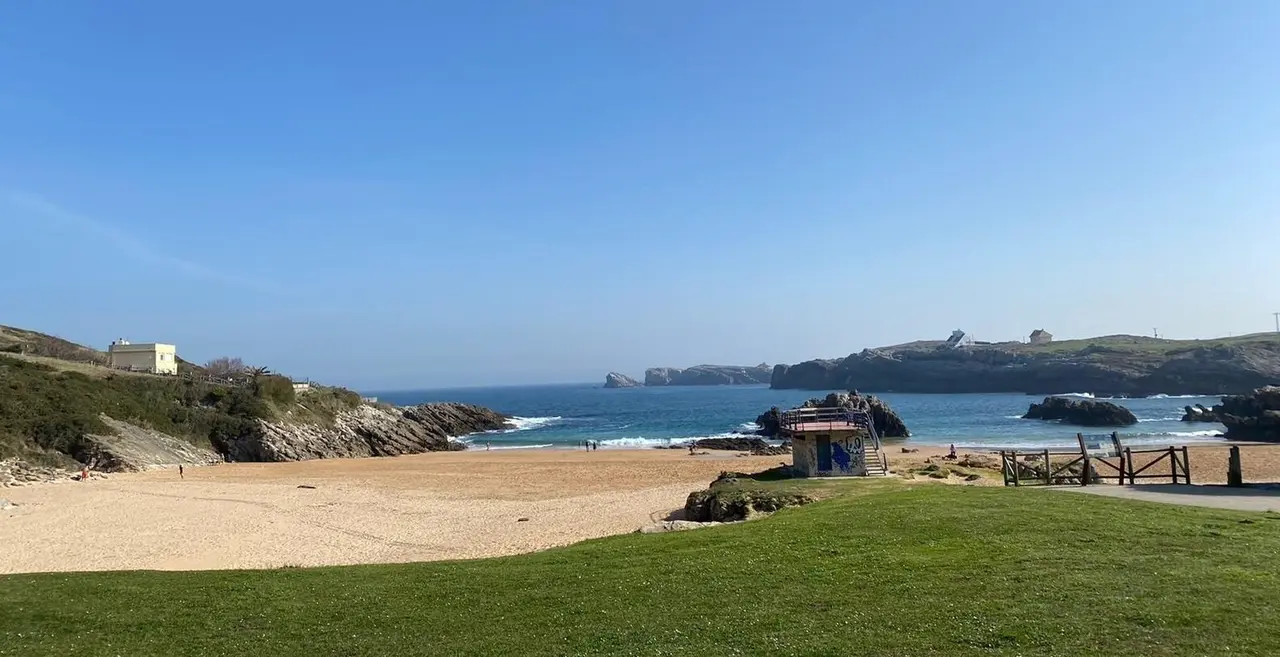 Playa de San Juan de la Canal.