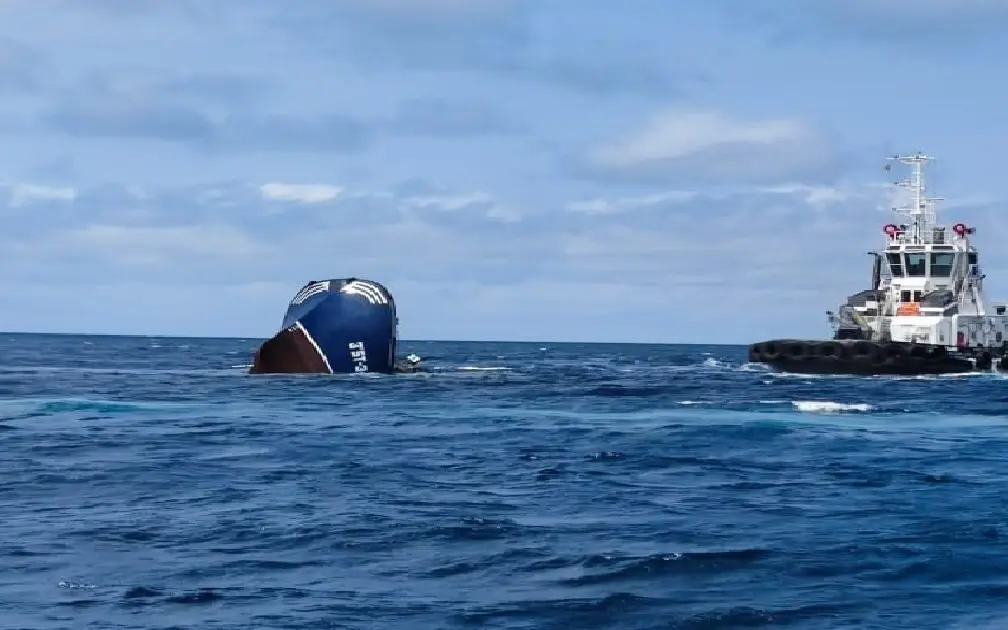 Barco hundido frente a Armintza