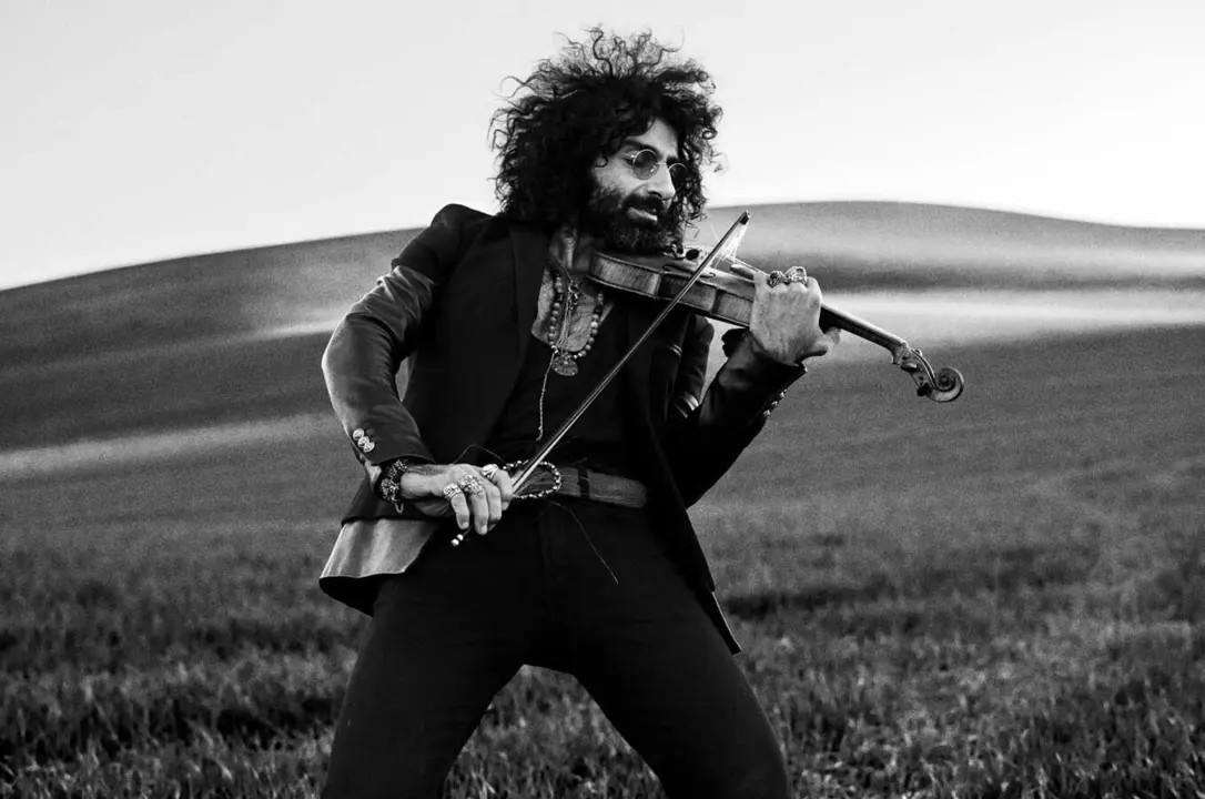 Archivo - M&aacute;laga.- Teatro Cervantes acoge el fin de semana el 'Abecedario flamenco' de Arc&aacute;ngel y dos conciertos de Ara Malikian