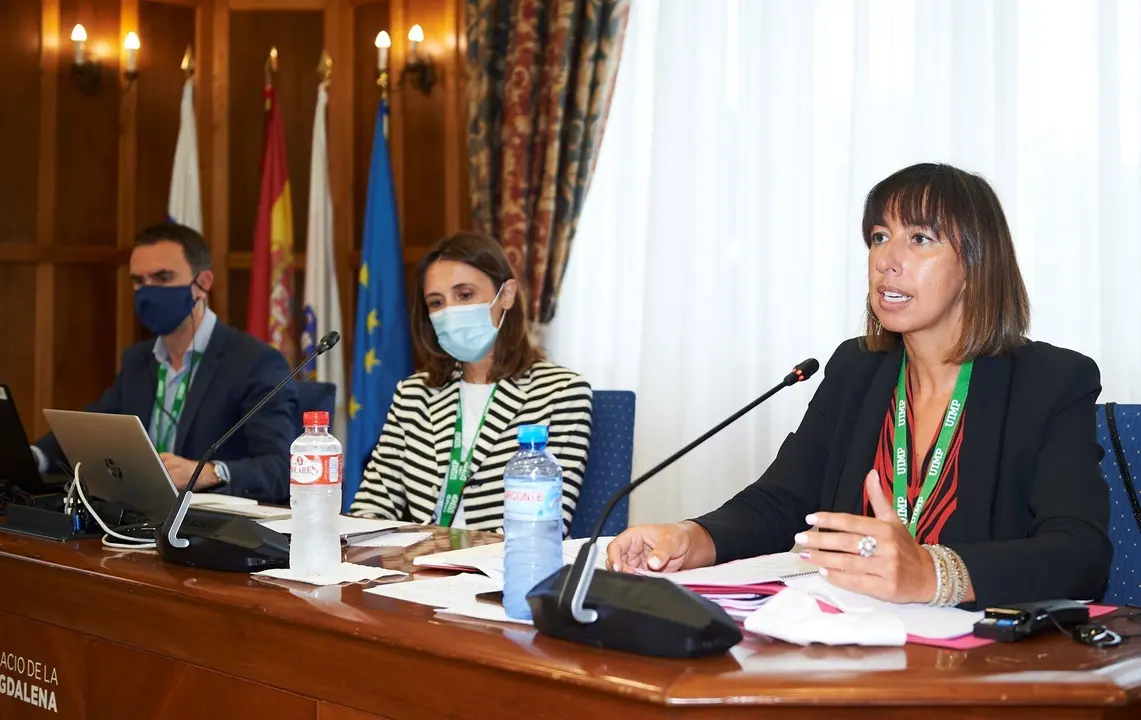 La consejera de Econom&iacute;a y Hacienda del Gobierno de Cantabria, Mar&iacute;a Sanchez, interviene en el curso 'Quo Vadis Europa: Hacia una UE geopol&iacute;tica'.