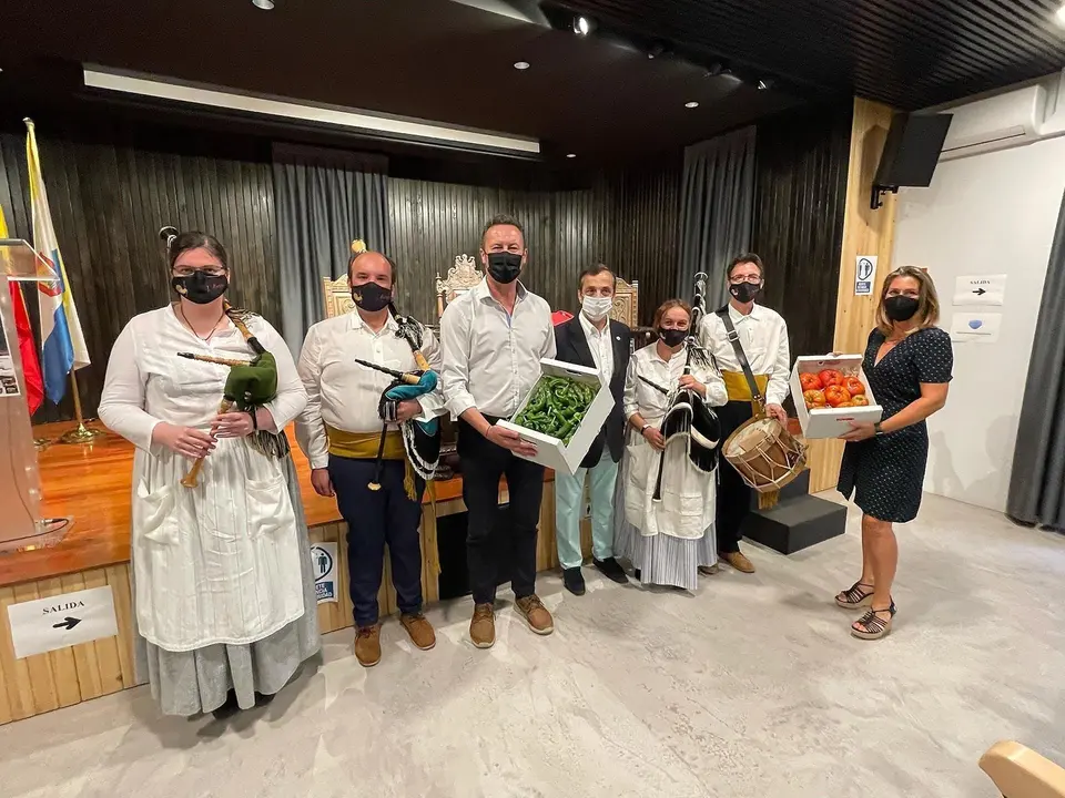 Presentaci&oacute;n de la primera feria de la huerta de Ampuero y producto gastron&oacute;mico de Cantabria