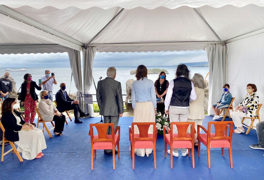 Carpa celebración boda en Palacio Magdalena en Santander