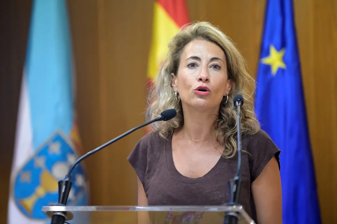La ministra de Transportes, Movilidad y Agenda Urbana, Raquel S&aacute;nchez, presenta los nuevos descuentos para los peajes de la autopista del Atl&aacute;ntico, AP-9 , a 26 de julio de 2021, en la delegaci&oacute;n del Gobierno en A Coru&ntilde;a, Galicia, (Espa&ntilde;a). La presentaci&oacute;