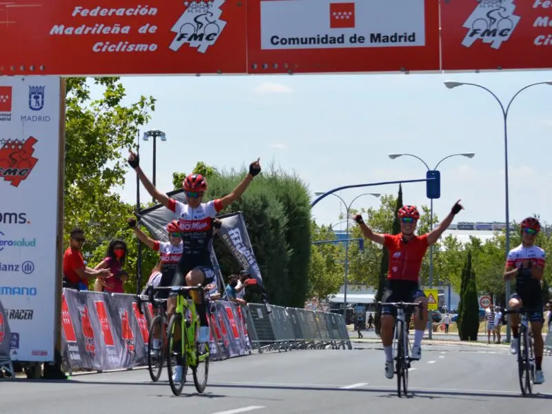 92934B75-EBC3-4CF5-A36D-E372FEF9B87E