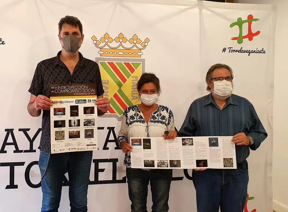 Presentaci&oacute;n exposici&oacute;n 'De la instrospecci&oacute;n al compromiso social'