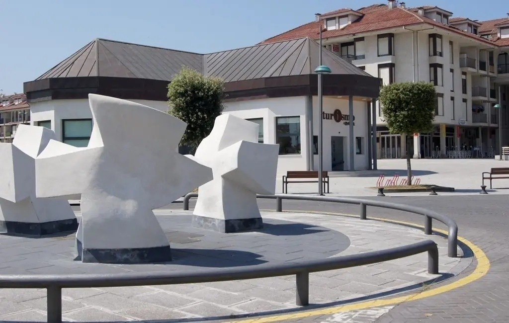 Archivo - Oficina de informaci&oacute;n tur&iacute;stica de Noja