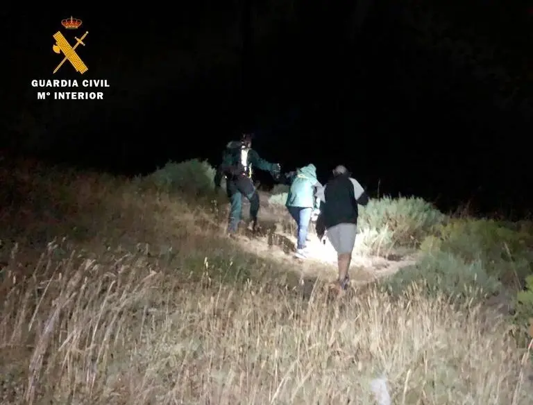 Rescate a dos senderistas desorientados