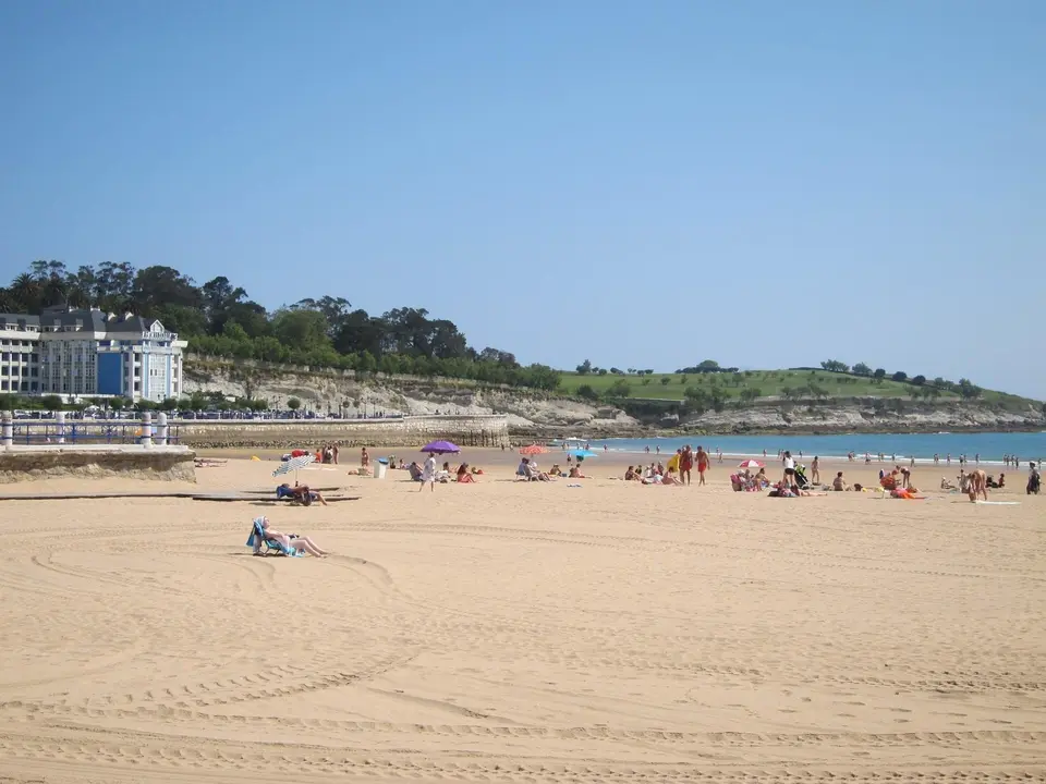 Archivo - Segunda Playa del Sardinero