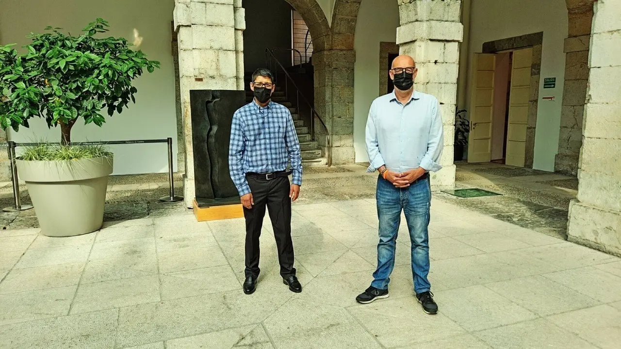 El coordinador de Cs Cantabria, F&eacute;lix &Aacute;lvarez, se re&uacute;ne con el presidente de la Asociaci&oacute;n Solidaridad Venezuela en Cantabria, Pedro Gil