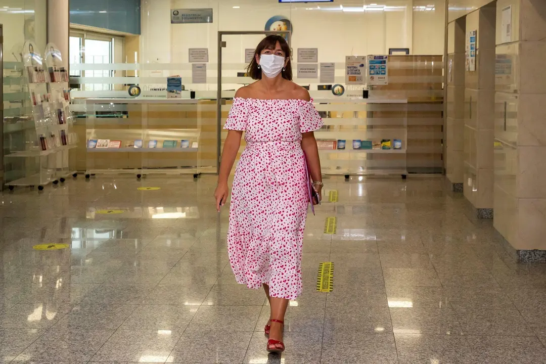 La Consejera De Econom&iacute;a Y Hacienda, Mar&iacute;a S&aacute;nchez, Informa, En Rueda De Prensa, De Los Acuerdos Del Consejo De Gobierno.