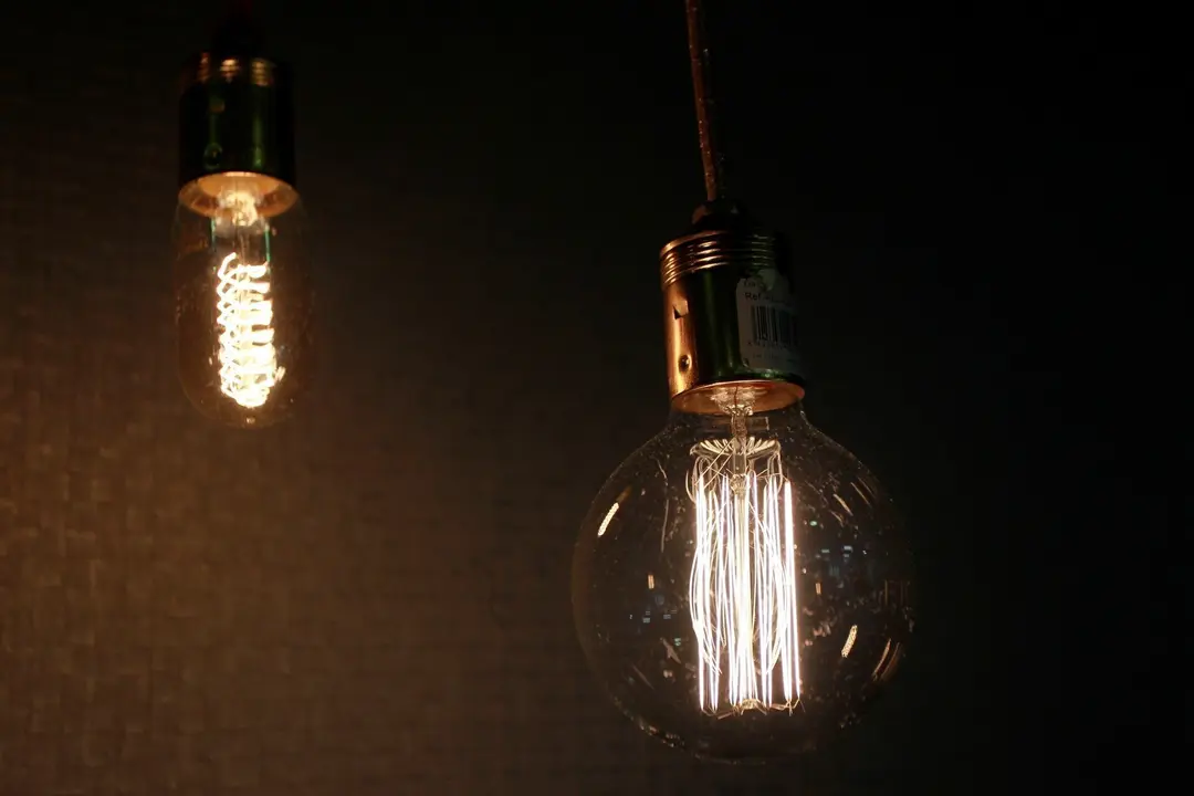 Archivo - Bombilla, bombillas, luz, electricidad, energ&iacute;a