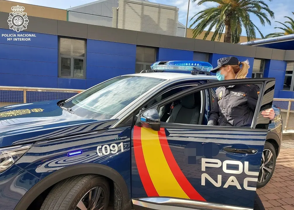 Coche de la Polic&iacute;a Nacional.