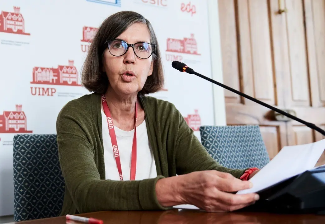 Mar&iacute;a Luz Mor&aacute;n, rectora de la UIMP, en rueda de prensa