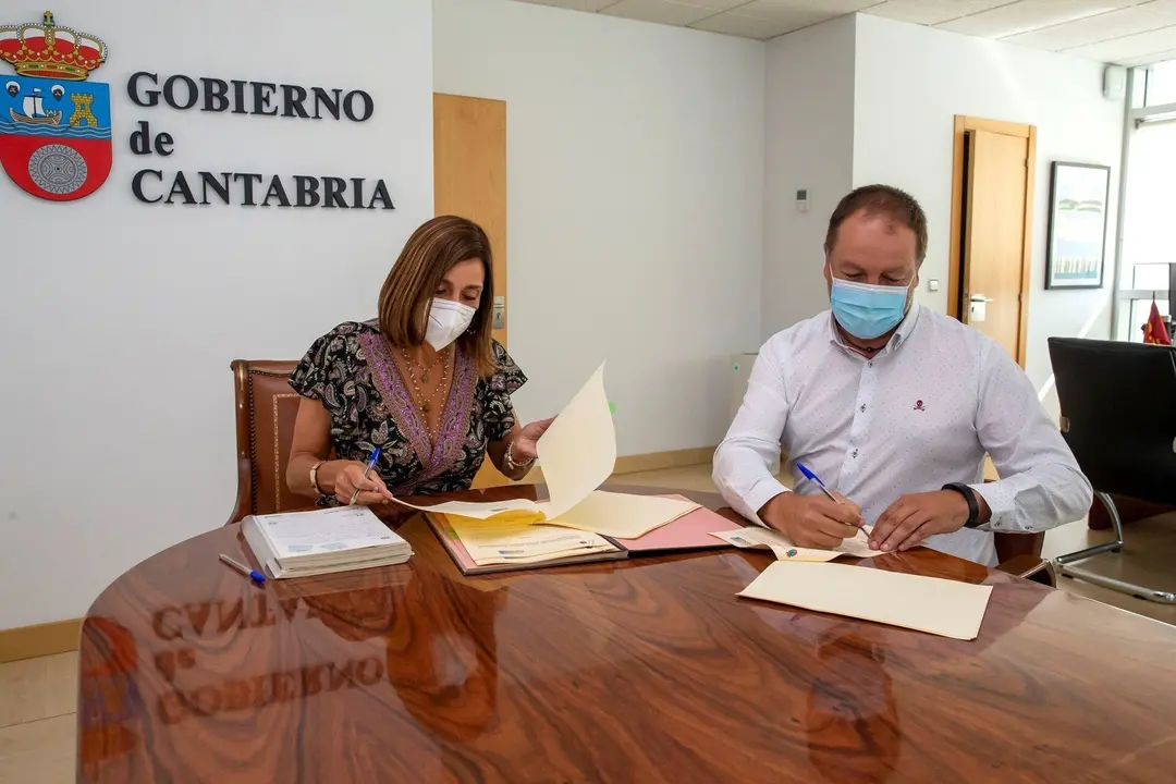 La Consejera De Presidencia Firma Un Nuevo Convenio De Colaboraci&oacute;n En Materia De Emergencias Y Protecci&oacute;n Civil Entre El Gobierno Regional Y La Asociaci&oacute;n De Excavadores De Cantabria (AEXCA)