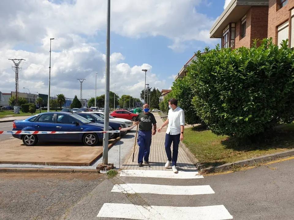 Visita del concejal al barrio San Isidro