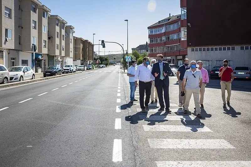 11:15 horas. Matamorosa
El consejero de Obras P&uacute;blcas, Ordenaci&oacute;n del Territorio y Urbanismo, Jos&eacute; Luis Gochicoa, visita las obras del municipio.
20 de agosto de 2021
Fotograf&iacute;a: Silvia Bouzo