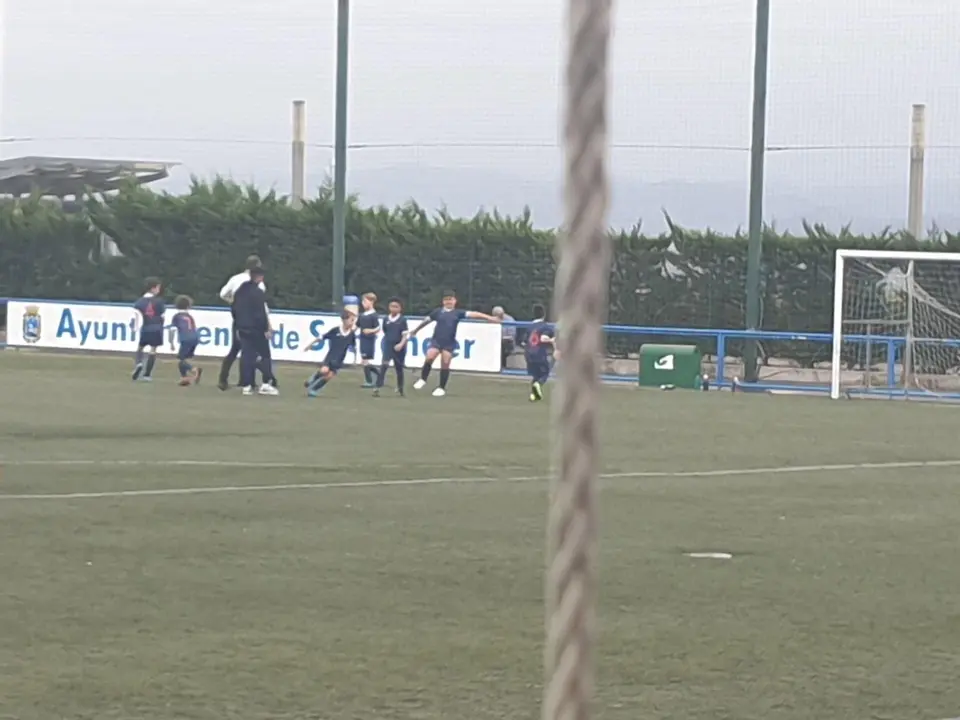 Archivo - Campo de f&uacute;tbol de Monte