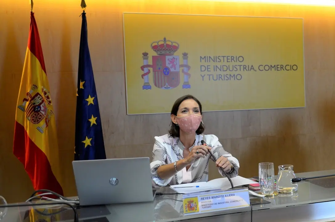 Archivo - La ministria de Industria, Comercio y Turismo, Reyes Maroto, durante la  reuni&oacute;n interministerial.