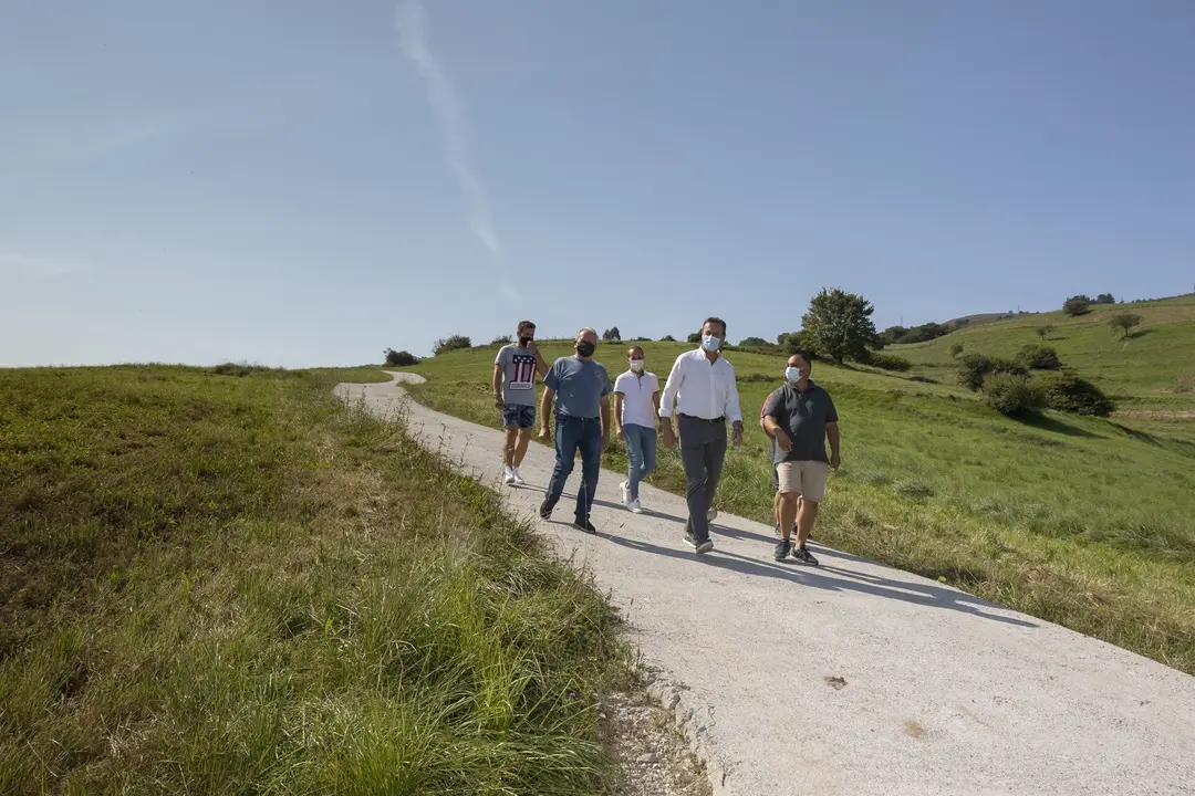 El consejero de Desarrollo Rural, Ganader&iacute;a, Pesca, Alimentaci&oacute;n y Medio Ambiente, Guillermo Blanco, realiza una visita institucional a Villafufre