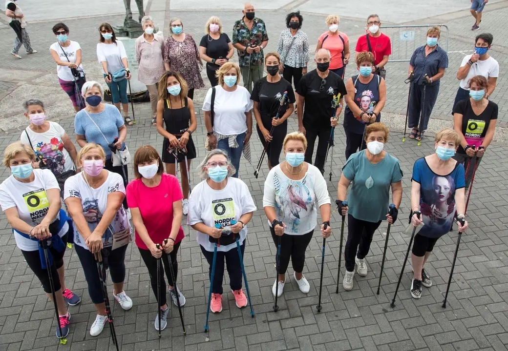 Participantes en la marcha n&oacute;rdica