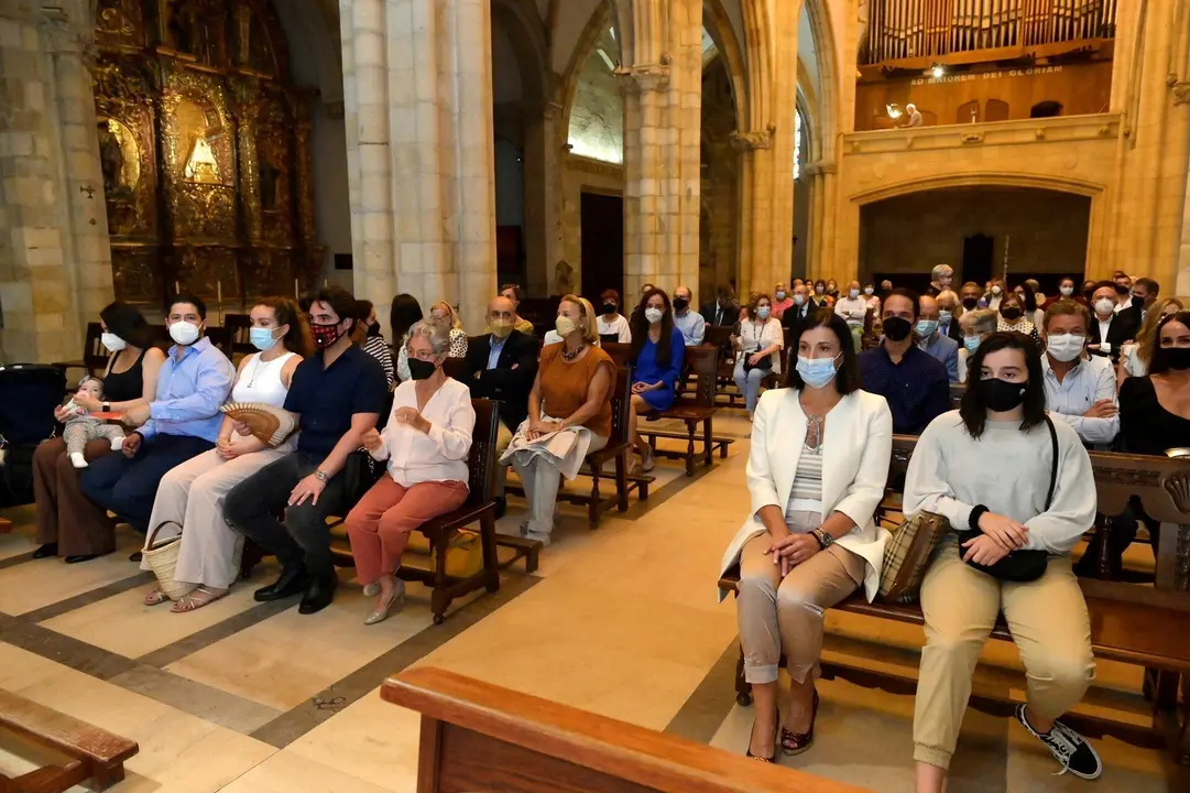 Misa en la catedral de Santander por el primer aniversario de la muerte de Vital Alsar