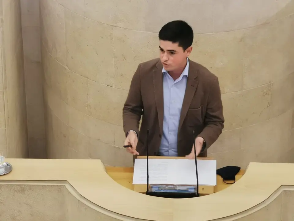 Archivo - El diputado de Cs en el Parlamento de Cantabria Diego Mara&ntilde;&oacute;n