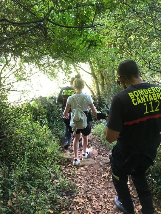 Rescate de una senderista enriscada en el monte Buciero de Santo&ntilde;a