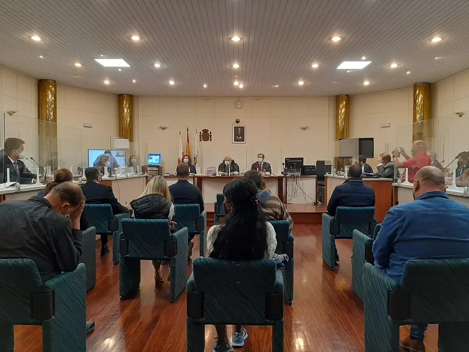 Juicio a once acusados de integrar una banda y prostituir a mujeres extranjeras