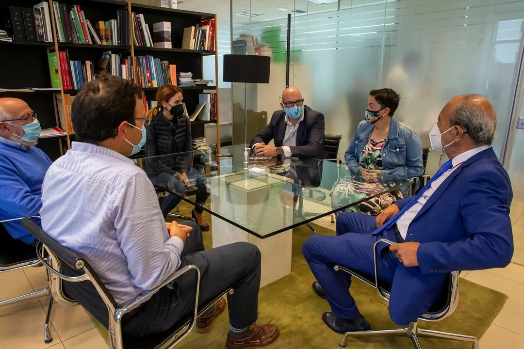 El consejero Javier L&oacute;pez Marcano en la presentaci&oacute;n del Plan de sostenibilidad tur&iacute;stica Saja Nansa.