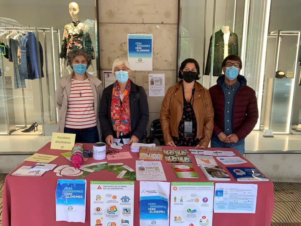 El Ayuntamiento de Torrelavega se suma al D&iacute;a Mundial del Alzheimer