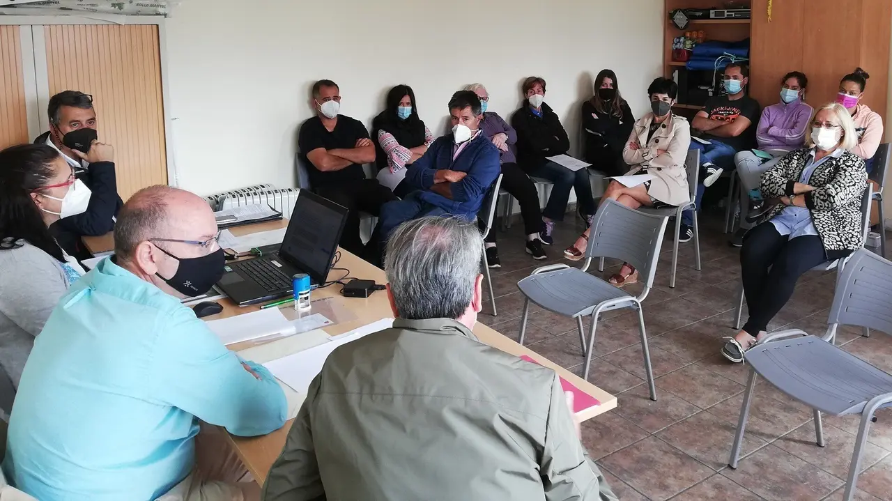 Los vecinos de La Costana apoyan el parque e&oacute;lico previsto en su pedan&iacute;a