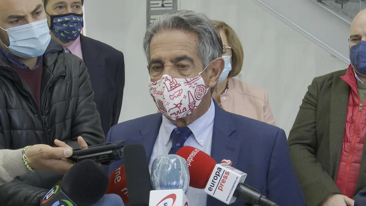 Archivo - El presidente de Cantabria, Miguel &Aacute;ngel Revilla.