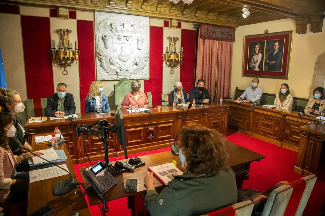 Comisi&oacute;n Interdepartamental de Coordinaci&oacute;n del Plan de Acci&oacute;n para la Atenci&oacute;n Integral de la Infancia y Adolescencia del Ayuntamiento de Camargo.