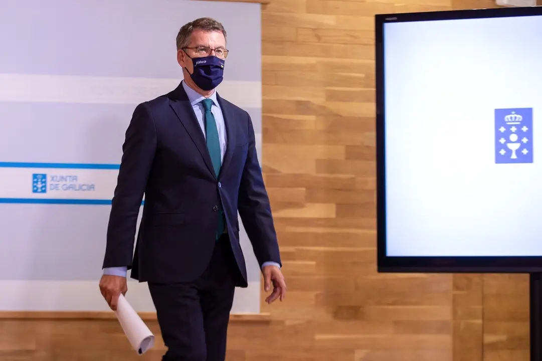 El presidente de la Xunta, Alberto N&uacute;&ntilde;ez Feij&oacute;o, en la rueda de prensa posterior a la reuni&oacute;n del Consello