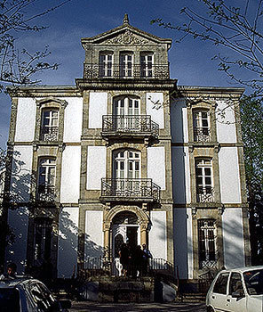 Sede del CEARC en La Concha de Villaescusa (Foto: Oficina de Comunicación del Gobierno)