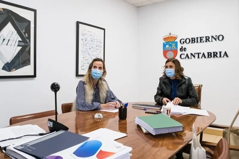 10:00 horas. Despacho de la consejera de Presidencia, Interior, Justicia y Acci&oacute;n Exterior. La consejera de Presidencia, Interior, Justicia y Acci&oacute;n Exterior, Paula Fern&aacute;ndez asiste a la reuni&oacute;n de la Comisi&oacute;n de la Escuela de Protecci&oacute;n Civil. 15 de noviembre de 2021 &copy; Ra&uacute;l Lucio