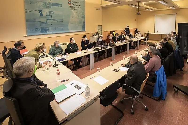 10.00 horas. Mesa de transportes. Sala de usos m&uacute;ltiples de la direcci&oacute;n general de transportes en la planta-1.
15 de diciembre de 2021
Fotograf&iacute;a: Silvia Bouzo