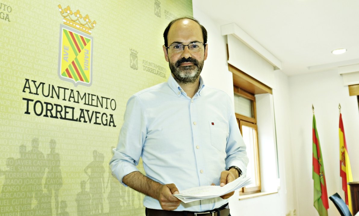 José Luis Urraca Casal anuncia su candidatura a la Secretaría General PSOE Torrelavega (Foto de archivo)