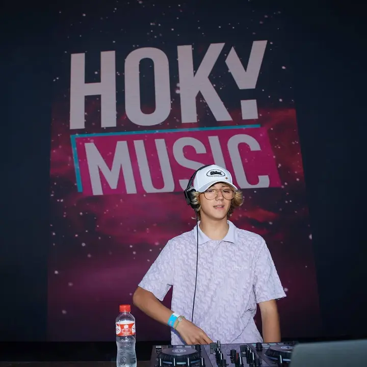 HOKY MUSIC 2022 - EL REY LAGART&Oacute;N (3) (1)