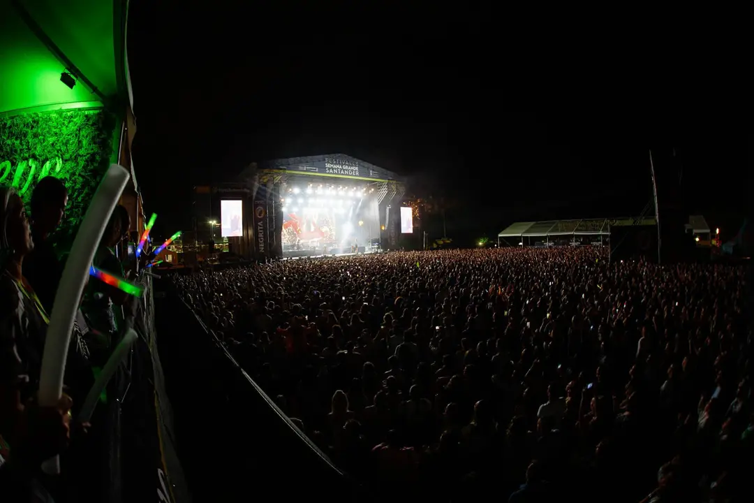 MALUMA - JORNADA 1 - MAGDALENA EN VIVO 2022 - EL REY LAGART&Oacute;N (8)