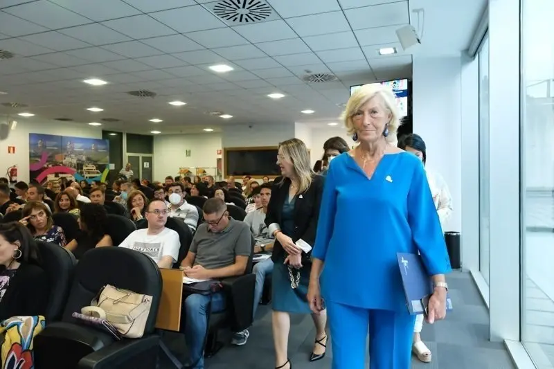 09:00 horas.  Sal&oacute;n de Actos del PCTCAN. La consejera de Educaci&oacute;n y Formaci&oacute;n Profesional, Marina Lomb&oacute;, inaugura la jornada &lsquo;Desarrollo de la competencia digital en Educaci&oacute;n&rsquo;. 1 de septiembre de 2022 &copy; Ra&uacute;l Lucio