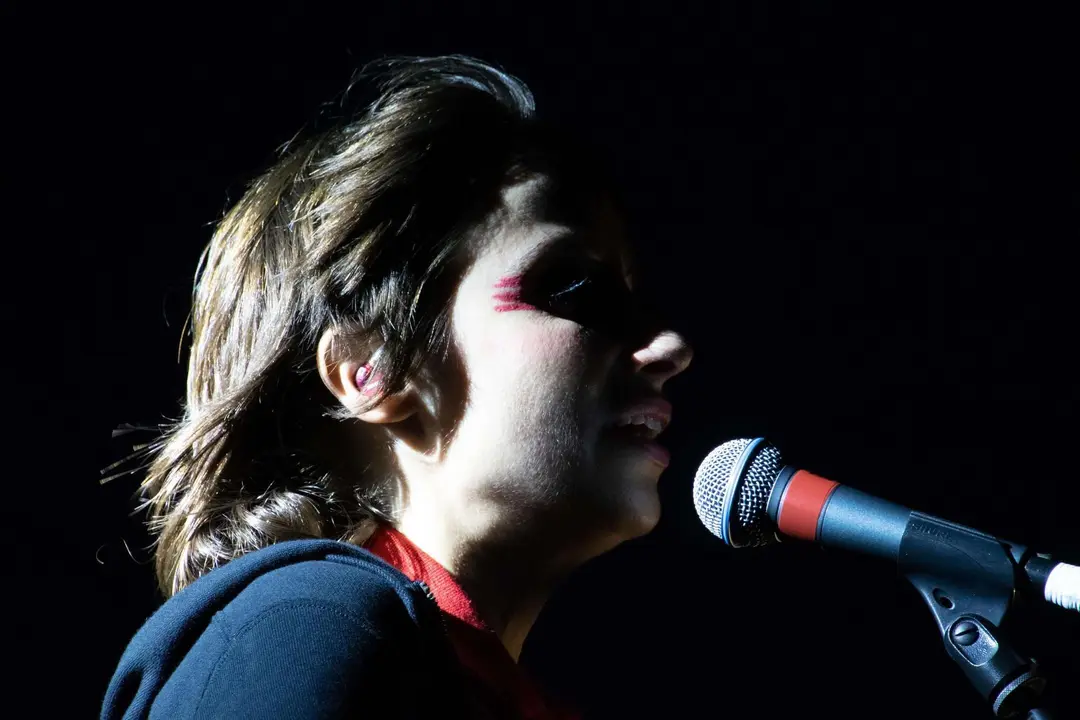 luz-de-musica-zahara96