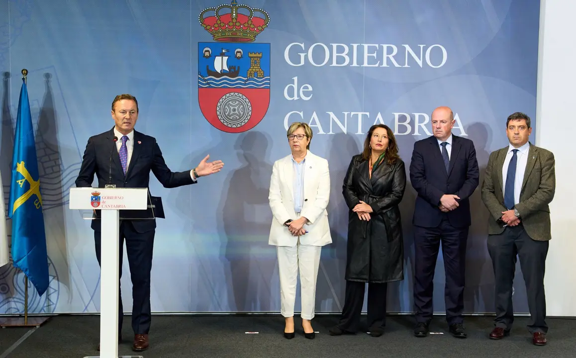 30/9/22  SANTANDER
ep  consejeros de Pesca 
Rueda de prensa de los consejeros de Pesca de Galicia, Asturias, Cantabria, Pa&iacute;s Vasco y Andaluc&iacute;a sobre el veto de la Uni&oacute;n Europea a zonas de pesca de arrastreros
Guillrmo Blanco, Consejero de Cantabria; Leandro Azkue, Director General pesca gobierno Vasco; Carmen Crespo Consejera Andalucia; Jose Gonzalez Diresctor General Asturias

FOTO: 
