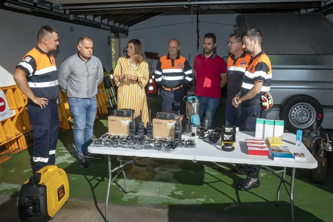 11:00 horas. Sede de la Agrupaci&oacute;n de Protecci&oacute;n Civil. Avenida Saj&oacute;n 10. Cabez&oacute;n de la Sal

La consejera Presidencia, Interior, Justicia y Acci&oacute;n Exterior, Paula Fern&aacute;ndez, entrega nuevo material de protecci&oacute;n civil
