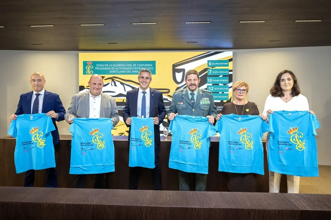 10:30 horas. Palacio de Festivales (Sala 30 a&ntilde;os)
El vicepresidente y consejero de Universidades, Igualdad, Cultura y Deporte, Pablo Zuloaga, participa la presentaci&oacute;n de la marcha solidaria organizada por la Guardia Civil, dentro de las actividades conmemorativas de la Patrona 2022.
10 de octubre de 2022
Fotograf&iacute;a: Silvia Bouzo